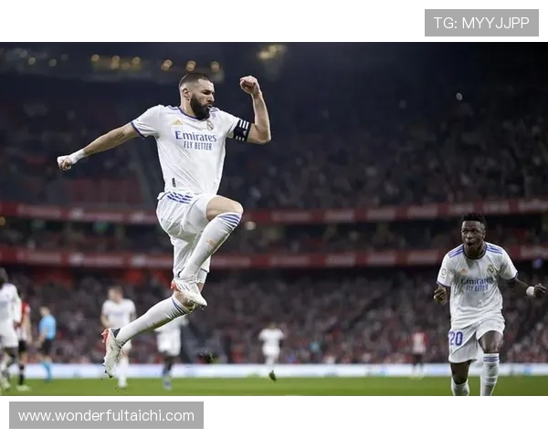 本泽马37岁联赛仅破门1次缺席5场 年薪1亿合同剩1年是否已开始躺平 本泽马37岁联赛仅破门1次缺席5场 年薪1亿合同剩1年是否已开始躺平